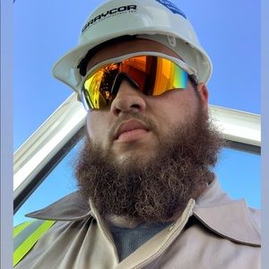 Meet your Posher, Rj